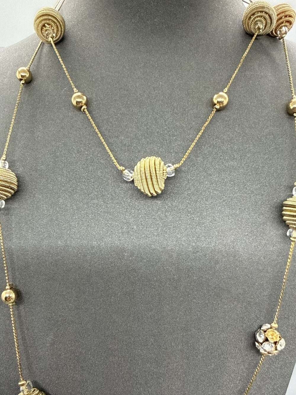 Gold Tone Long Station Necklace Coiled Spring Beehive and Rhinestone Beads Vtg - Picture 7 of 13